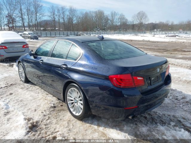 Photo 2 VIN: WBAFU7C53BC779195 - BMW 535I 