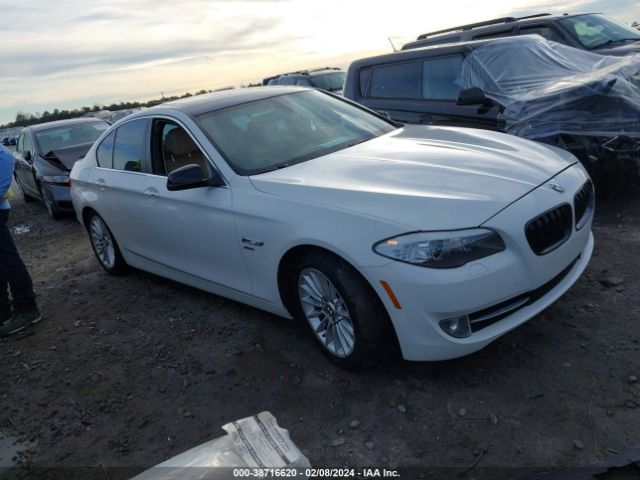 Photo 0 VIN: WBAFU7C53BC870001 - BMW 535I 