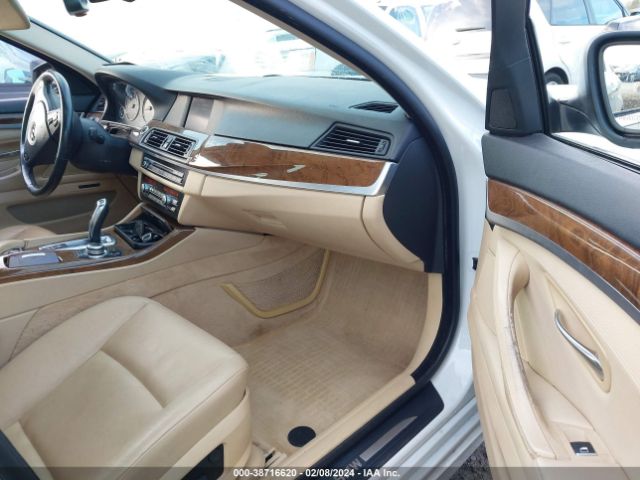 Photo 4 VIN: WBAFU7C53BC870001 - BMW 535I 