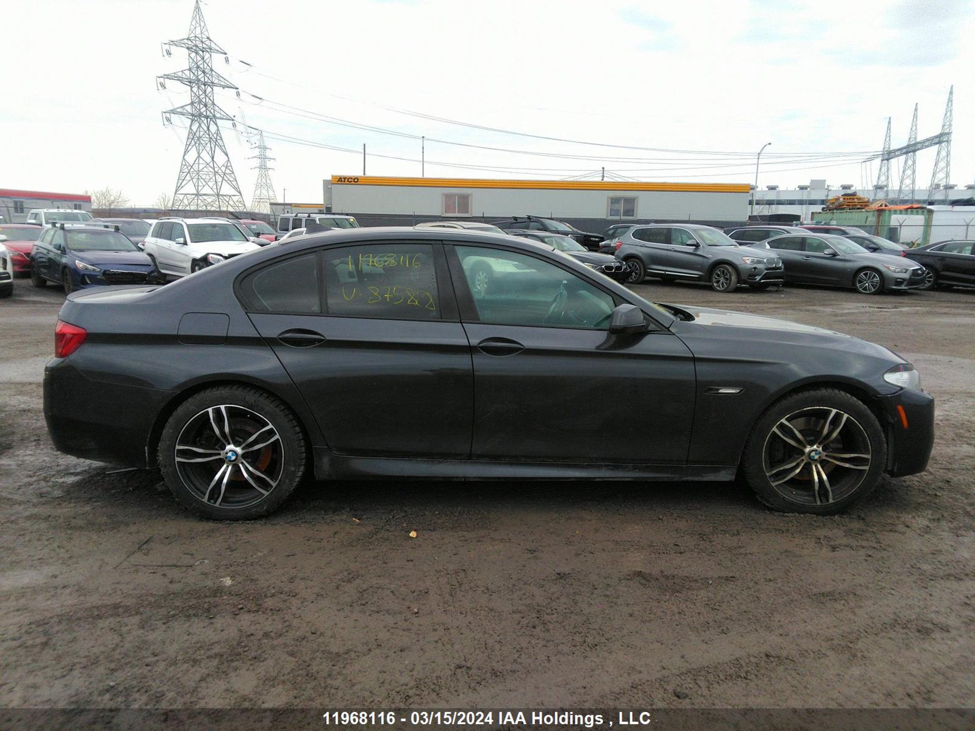 Photo 13 VIN: WBAFU7C53BC875828 - BMW 5ER 