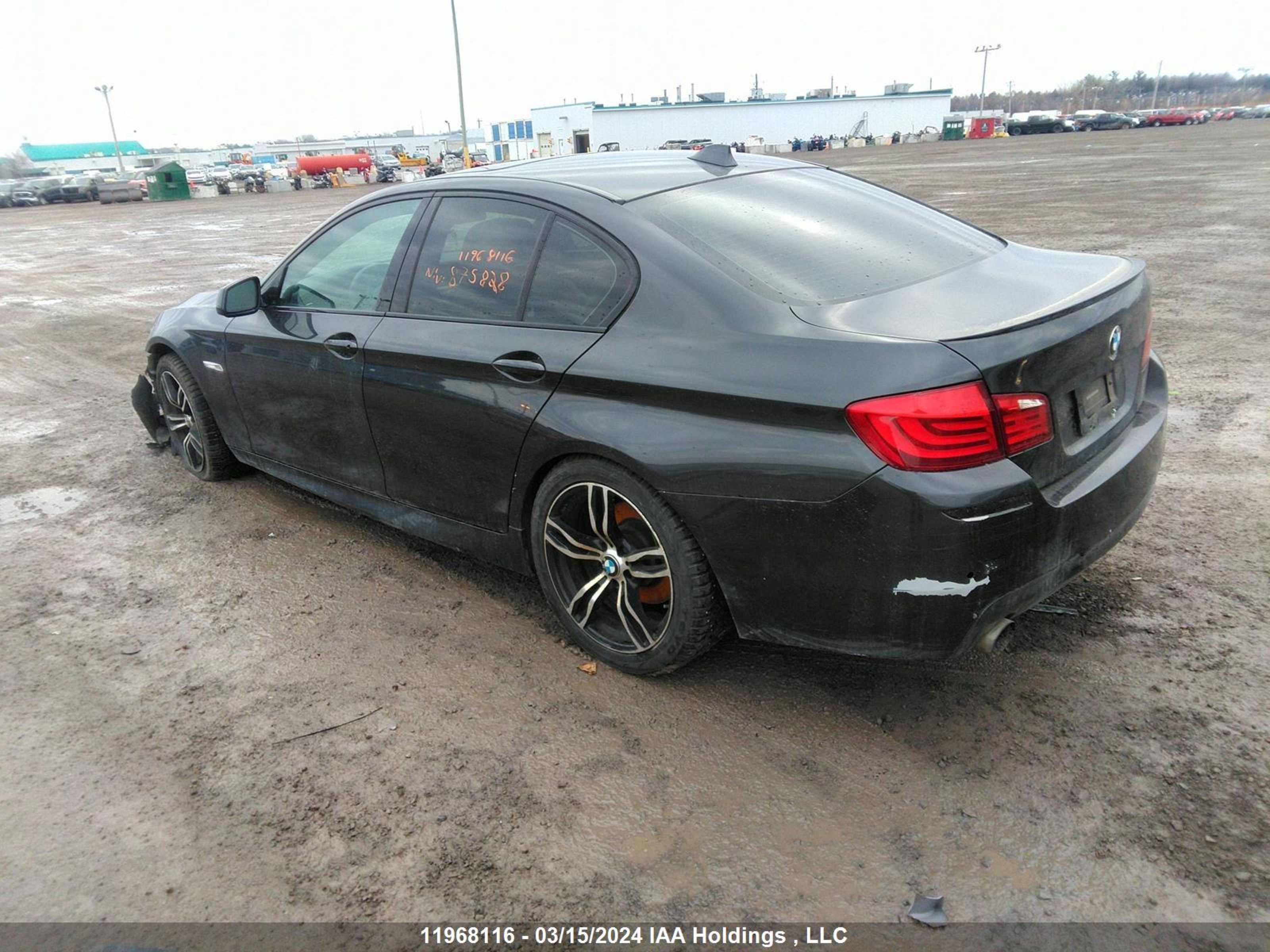 Photo 2 VIN: WBAFU7C53BC875828 - BMW 5ER 