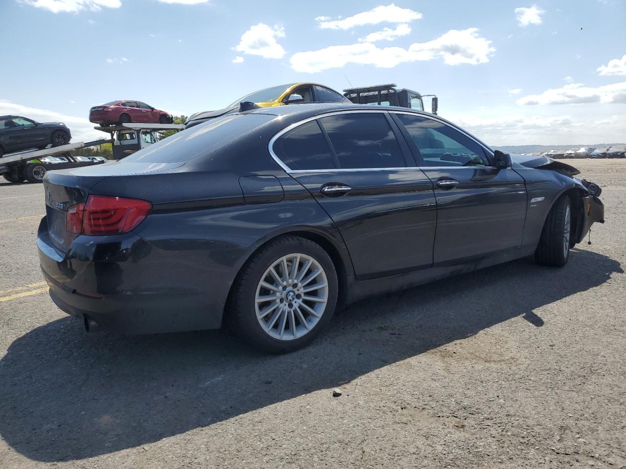 Photo 2 VIN: WBAFU7C53CDU57006 - BMW 5ER 