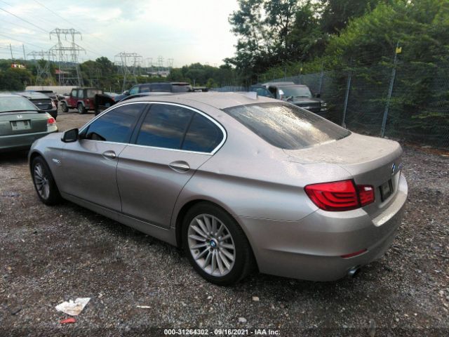 Photo 2 VIN: WBAFU7C54BC780405 - BMW 5 