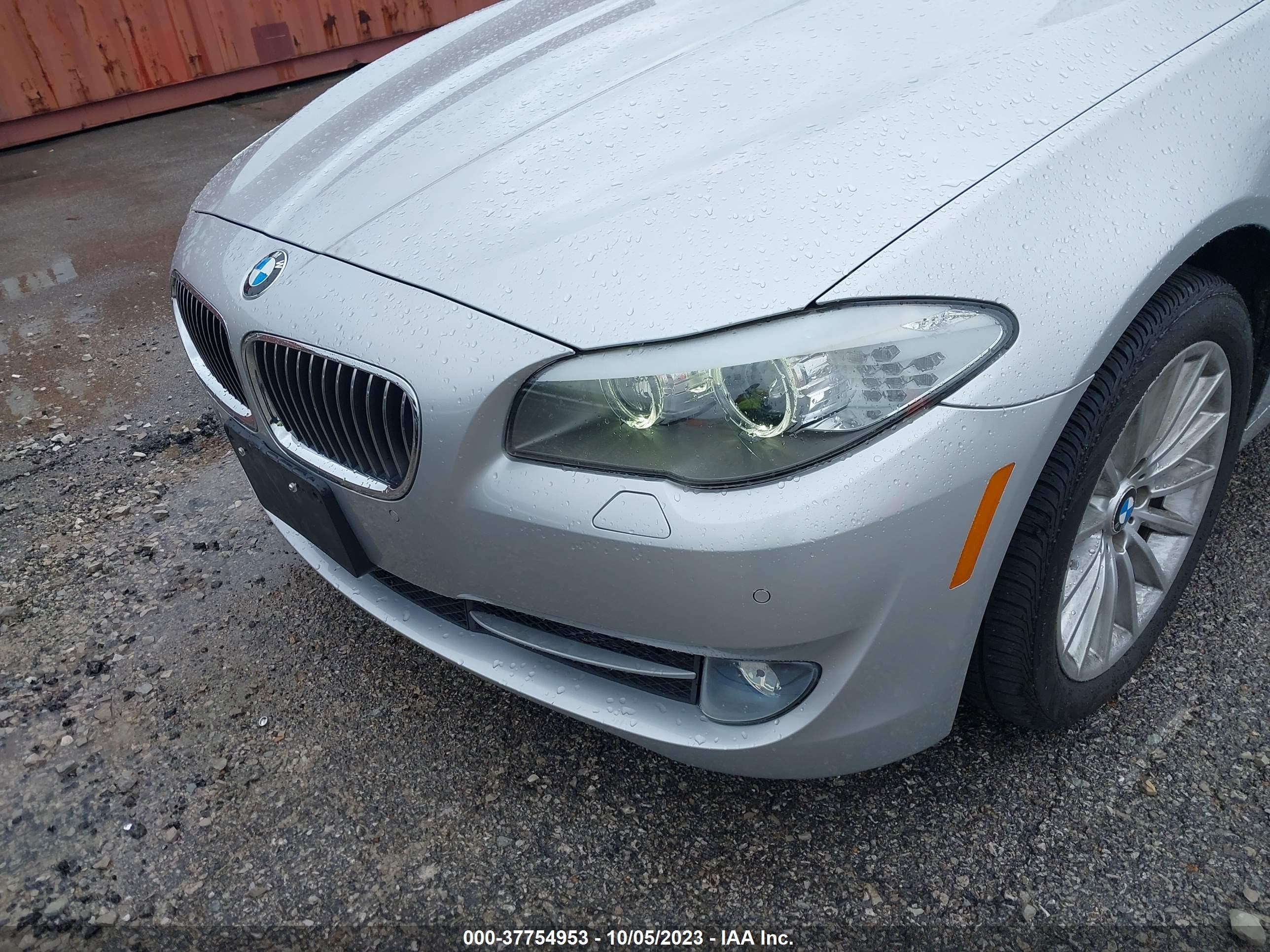 Photo 5 VIN: WBAFU7C54BC874042 - BMW 5ER 