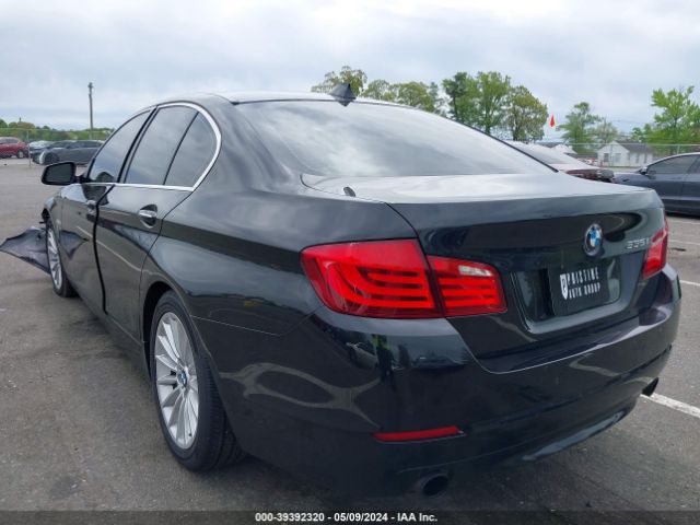 Photo 2 VIN: WBAFU7C54BC876633 - BMW 535I 