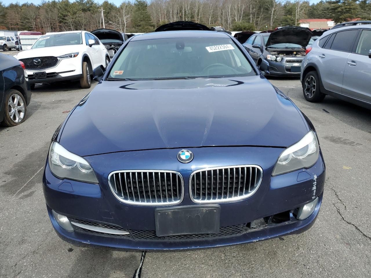 Photo 4 VIN: WBAFU7C54BC878401 - BMW 5ER 