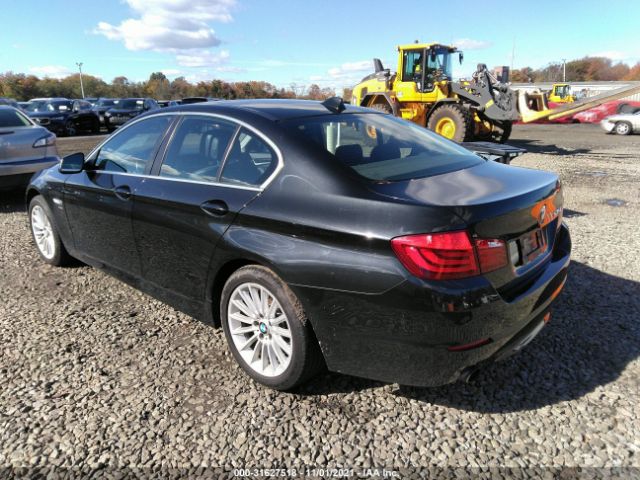 Photo 2 VIN: WBAFU7C55BC779151 - BMW 5 