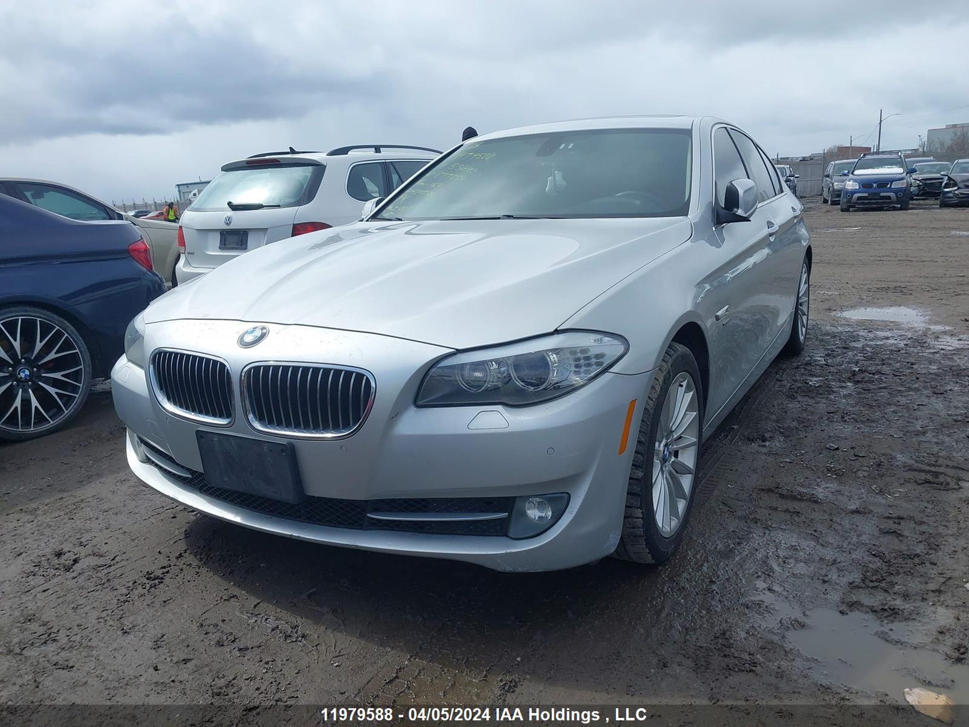 Photo 1 VIN: WBAFU7C55BC877354 - BMW 5ER 