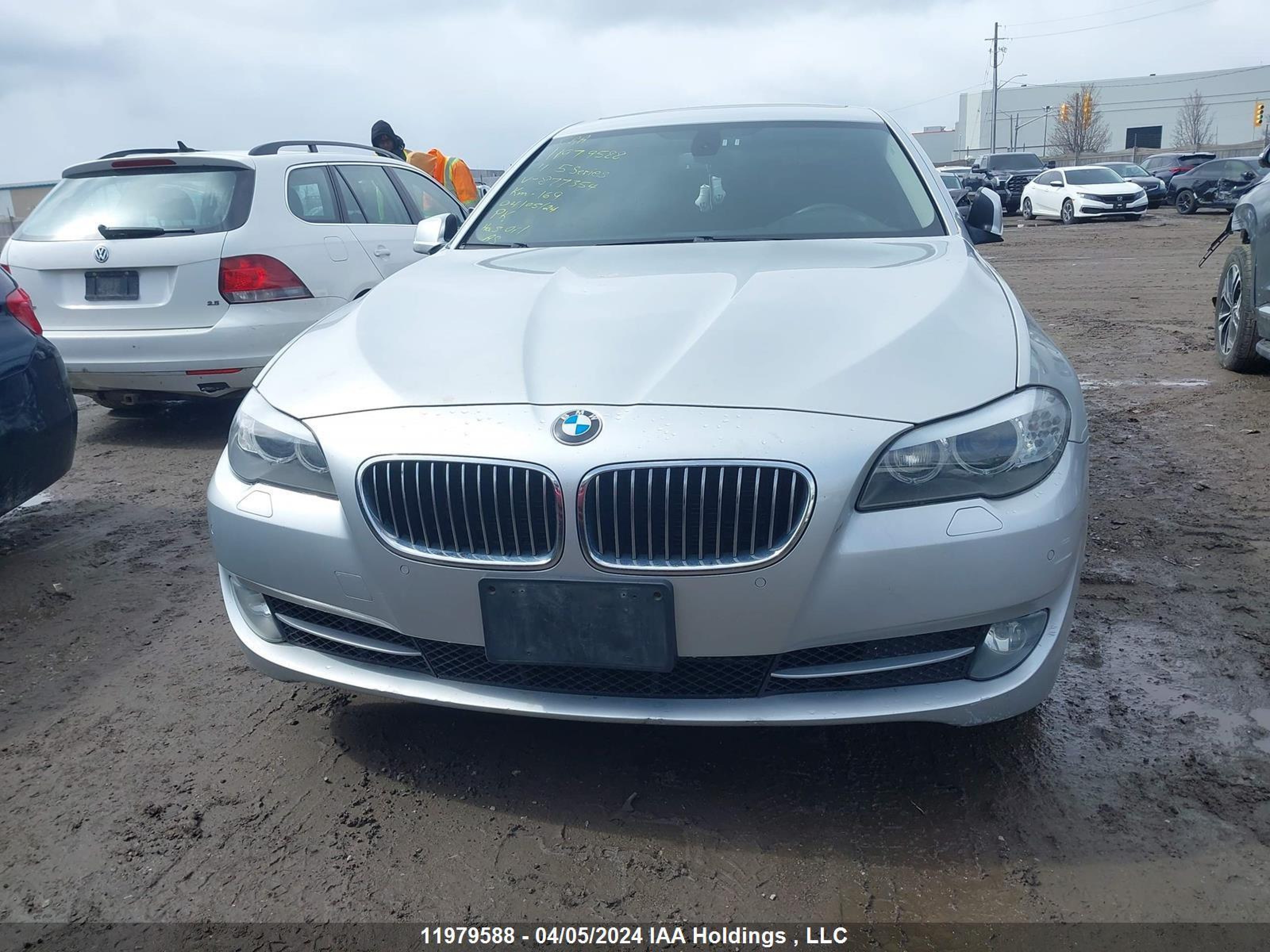 Photo 11 VIN: WBAFU7C55BC877354 - BMW 5ER 