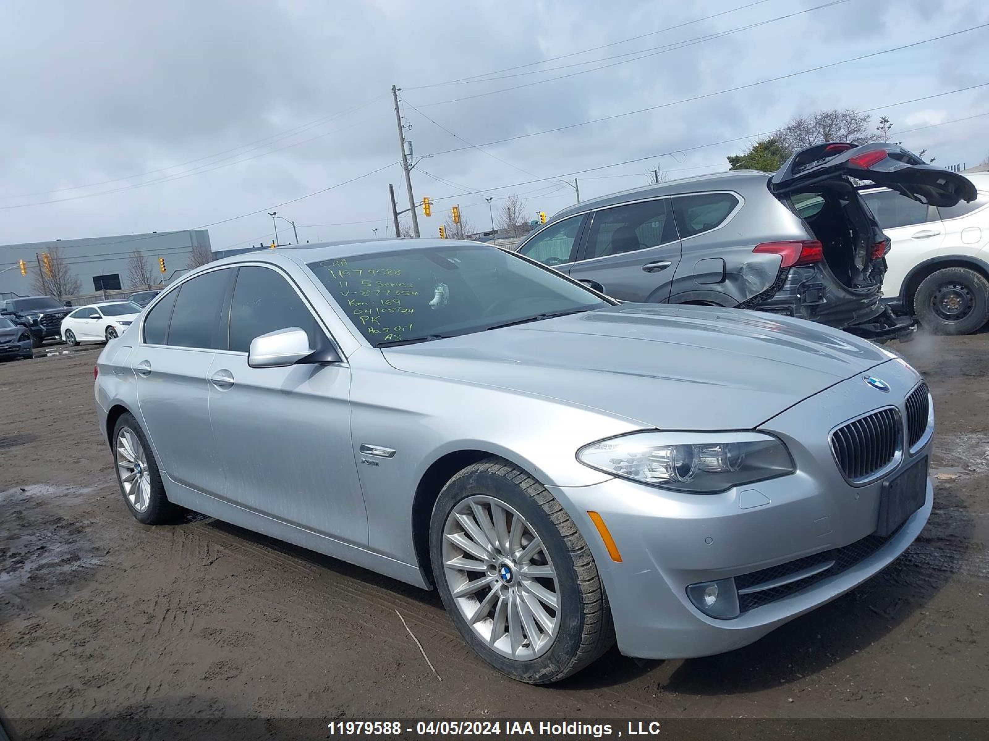 Photo 12 VIN: WBAFU7C55BC877354 - BMW 5ER 