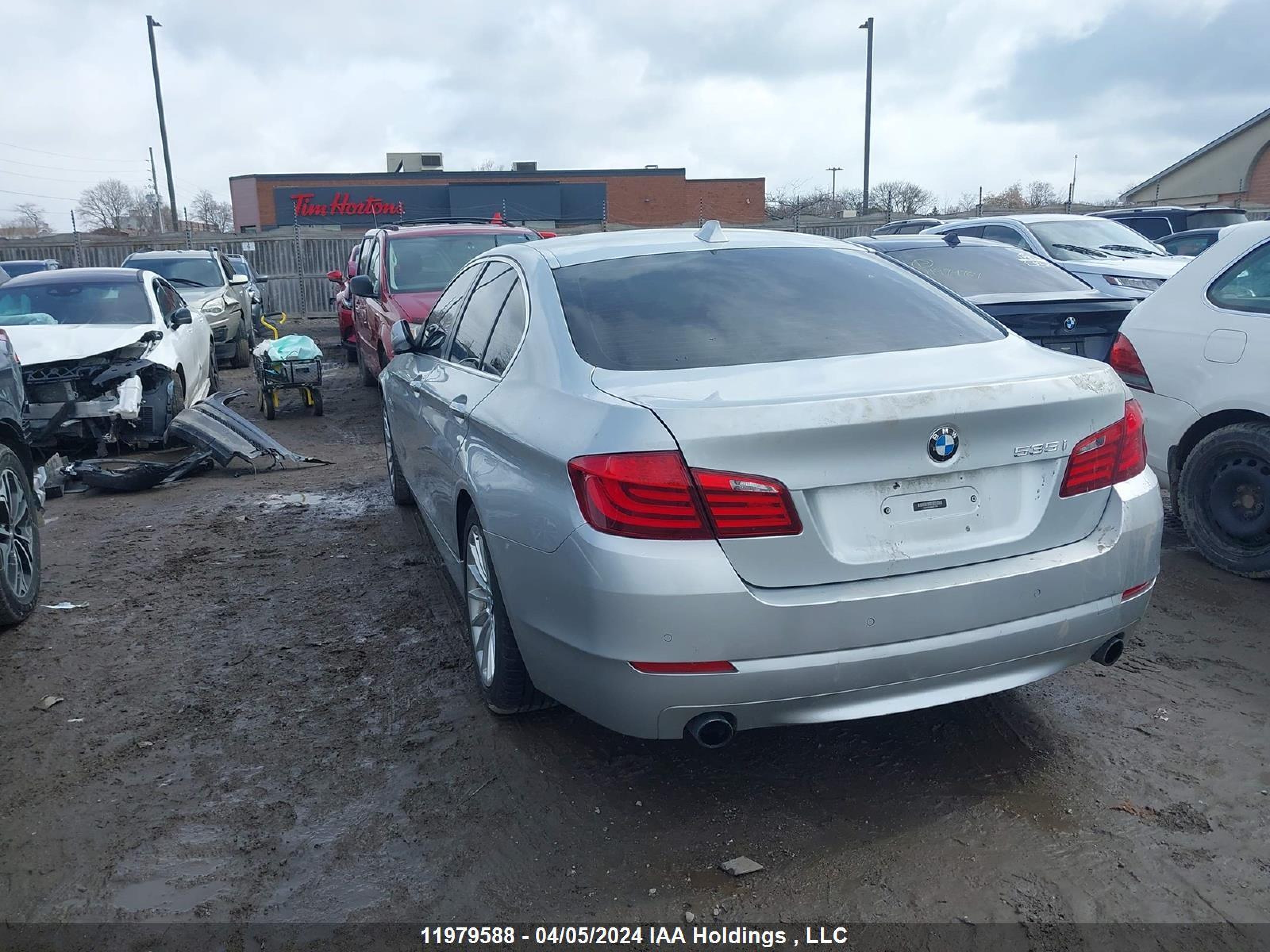 Photo 2 VIN: WBAFU7C55BC877354 - BMW 5ER 