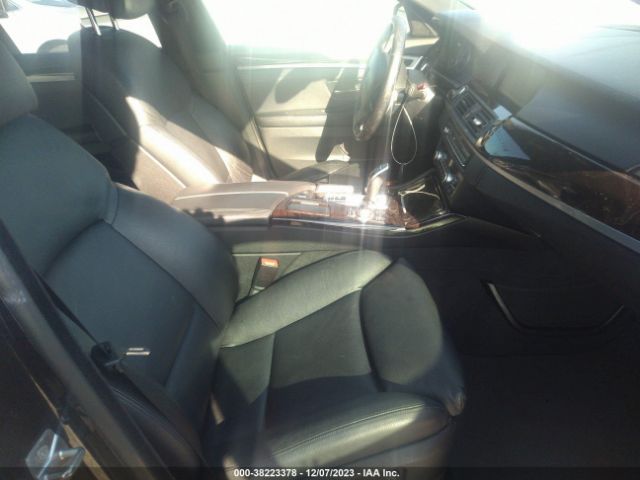 Photo 4 VIN: WBAFU7C56CDU57758 - BMW 535I 