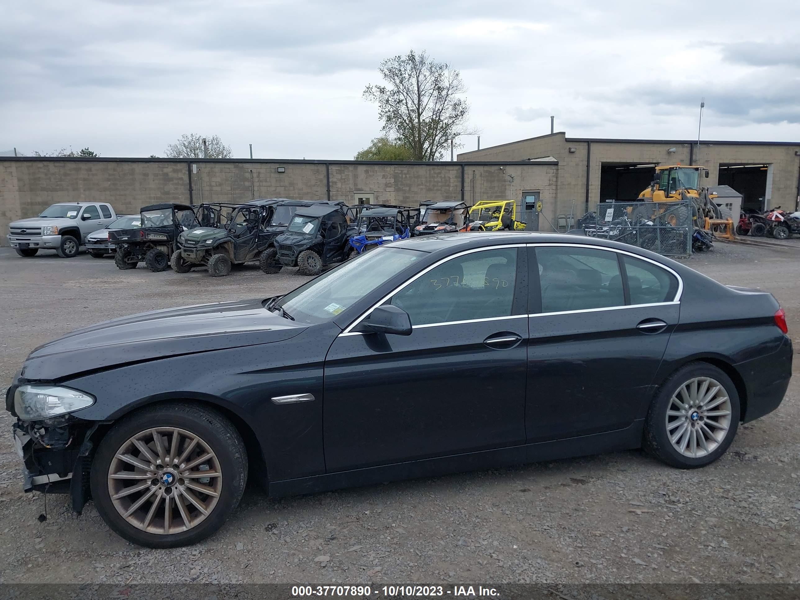 Photo 14 VIN: WBAFU7C56DDU71614 - BMW 535 XI 