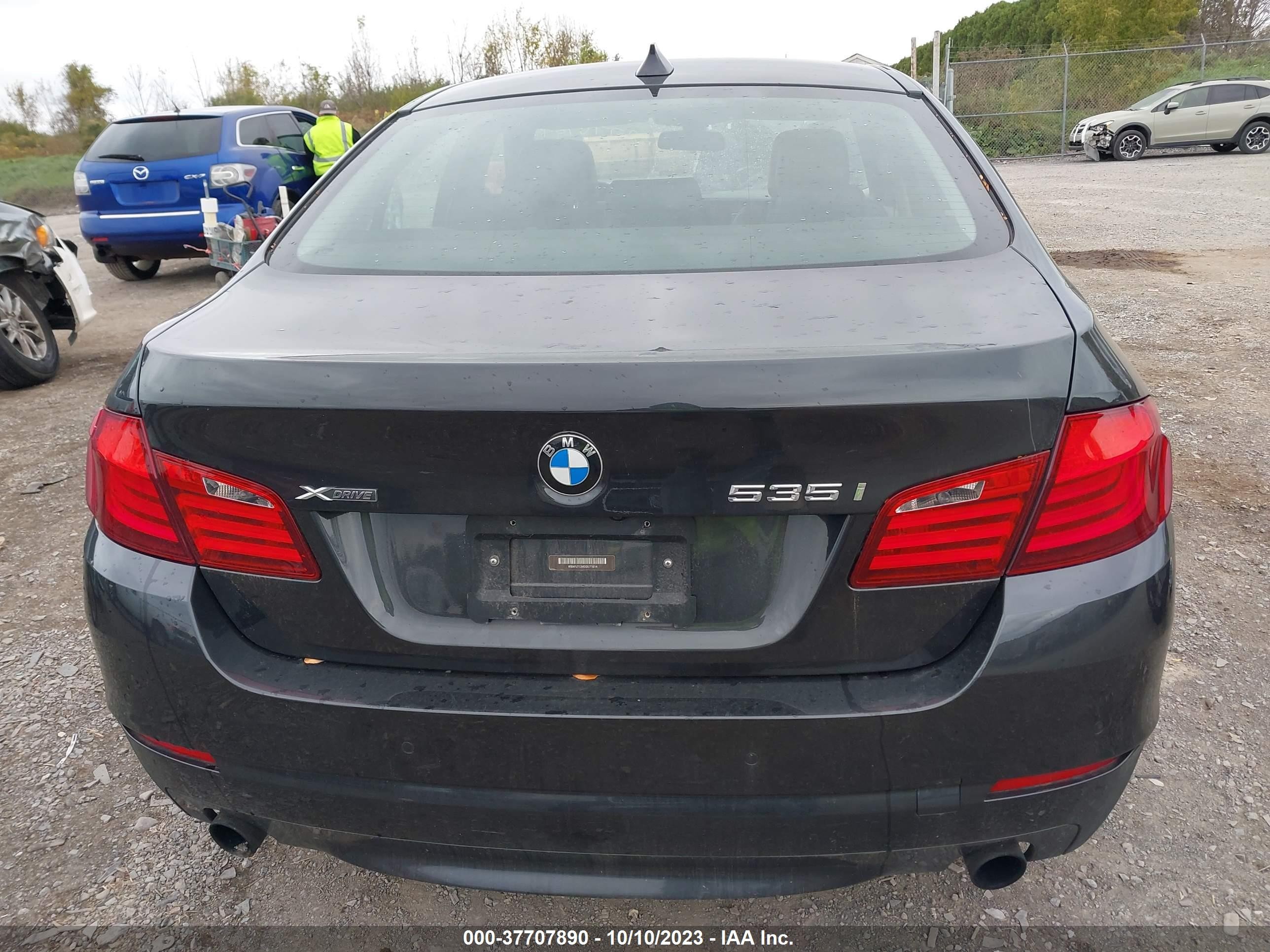 Photo 16 VIN: WBAFU7C56DDU71614 - BMW 535 XI 