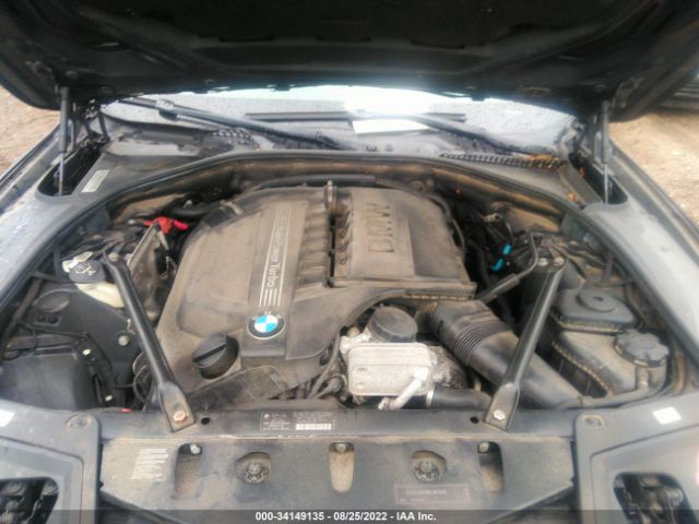 Photo 9 VIN: WBAFU7C57BC874360 - BMW 5 SERIES 