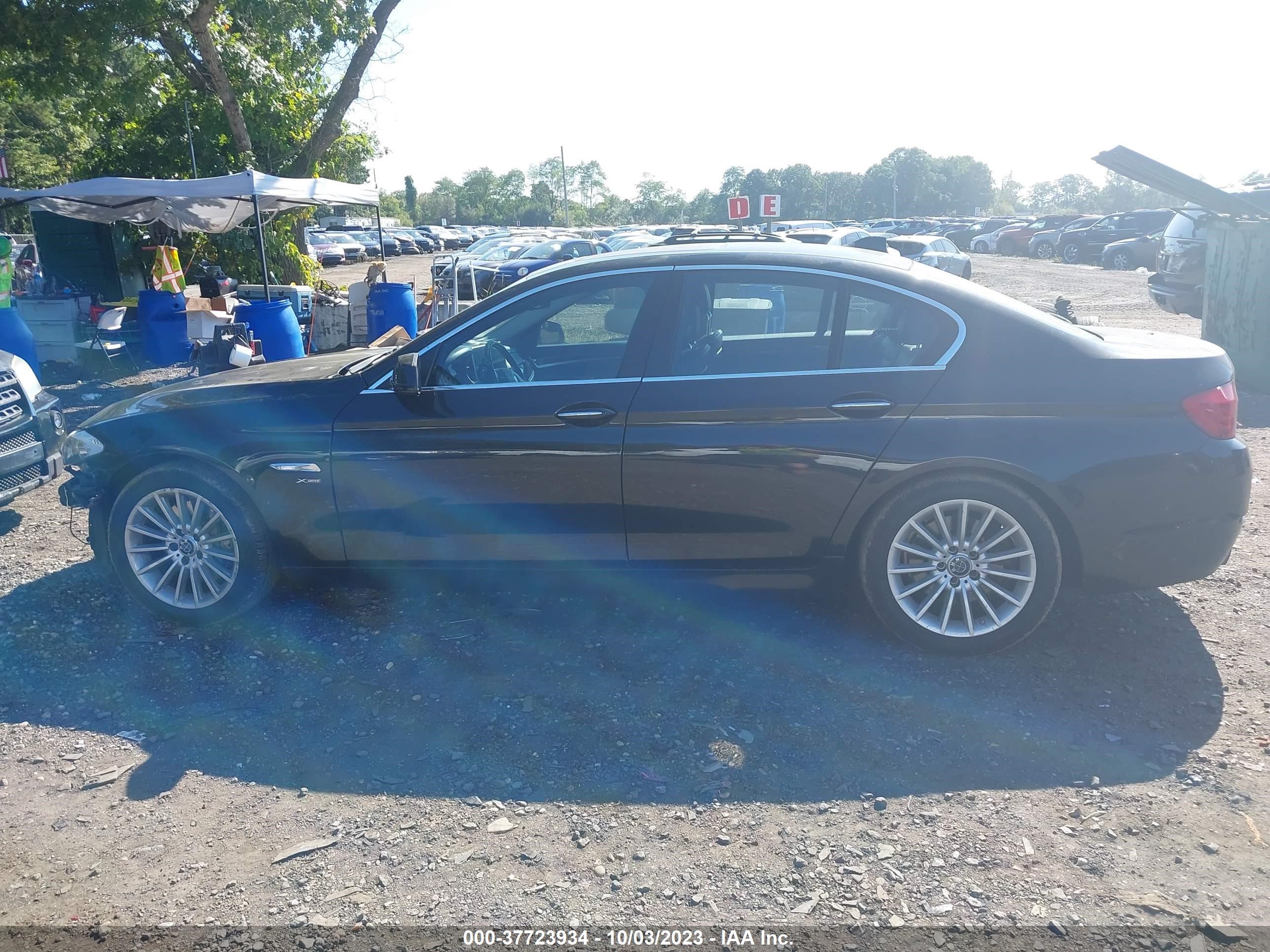 Photo 13 VIN: WBAFU7C57CDU61267 - BMW 5ER 