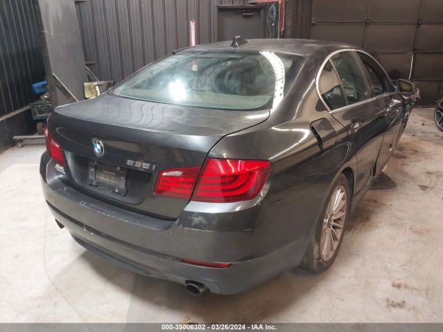 Photo 3 VIN: WBAFU7C58BC874660 - BMW 535I 