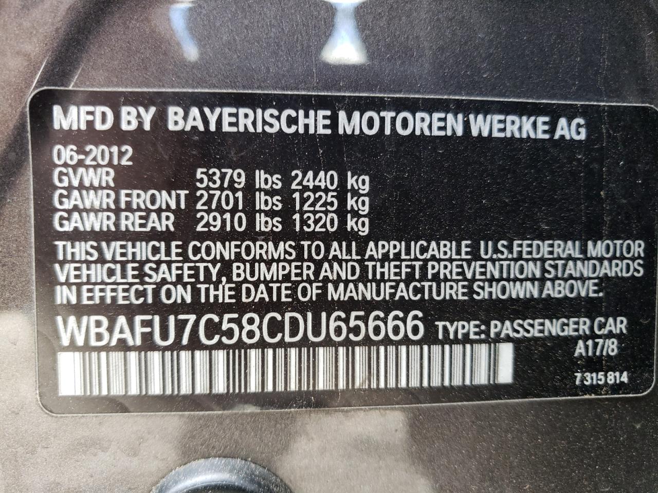 Photo 11 VIN: WBAFU7C58CDU65666 - BMW 5ER 