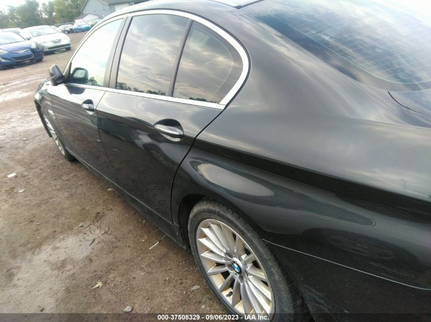 Photo 13 VIN: WBAFU7C58CDU65750 - BMW 5ER 