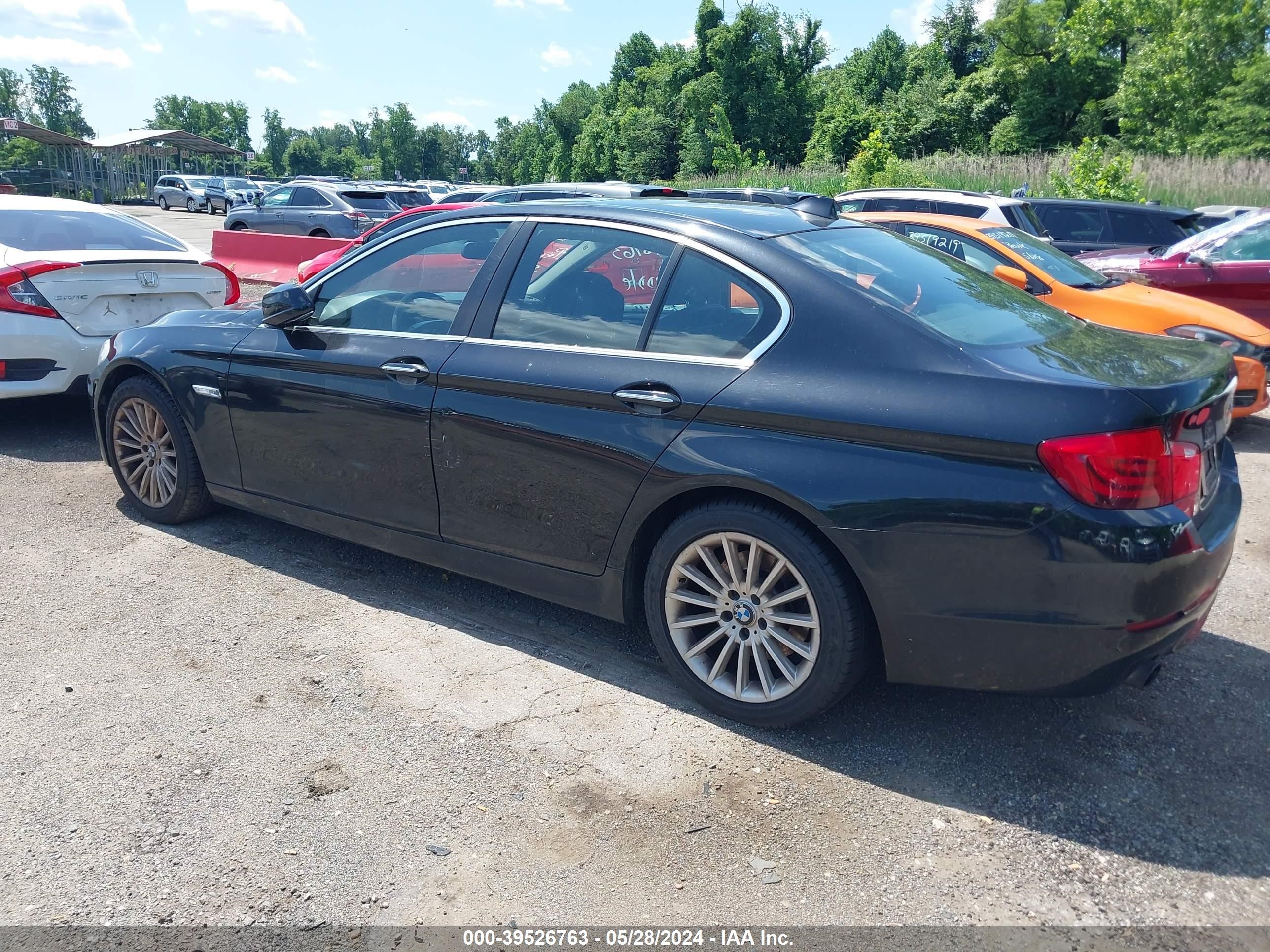 Photo 2 VIN: WBAFU7C58DDU67516 - BMW 5ER 