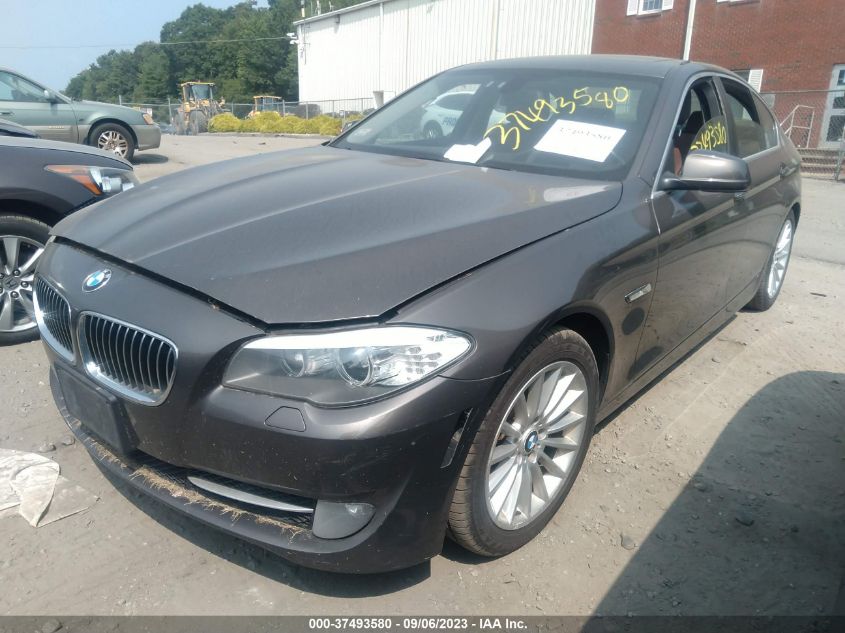 Photo 1 VIN: WBAFU7C58DDU73882 - BMW 5ER 