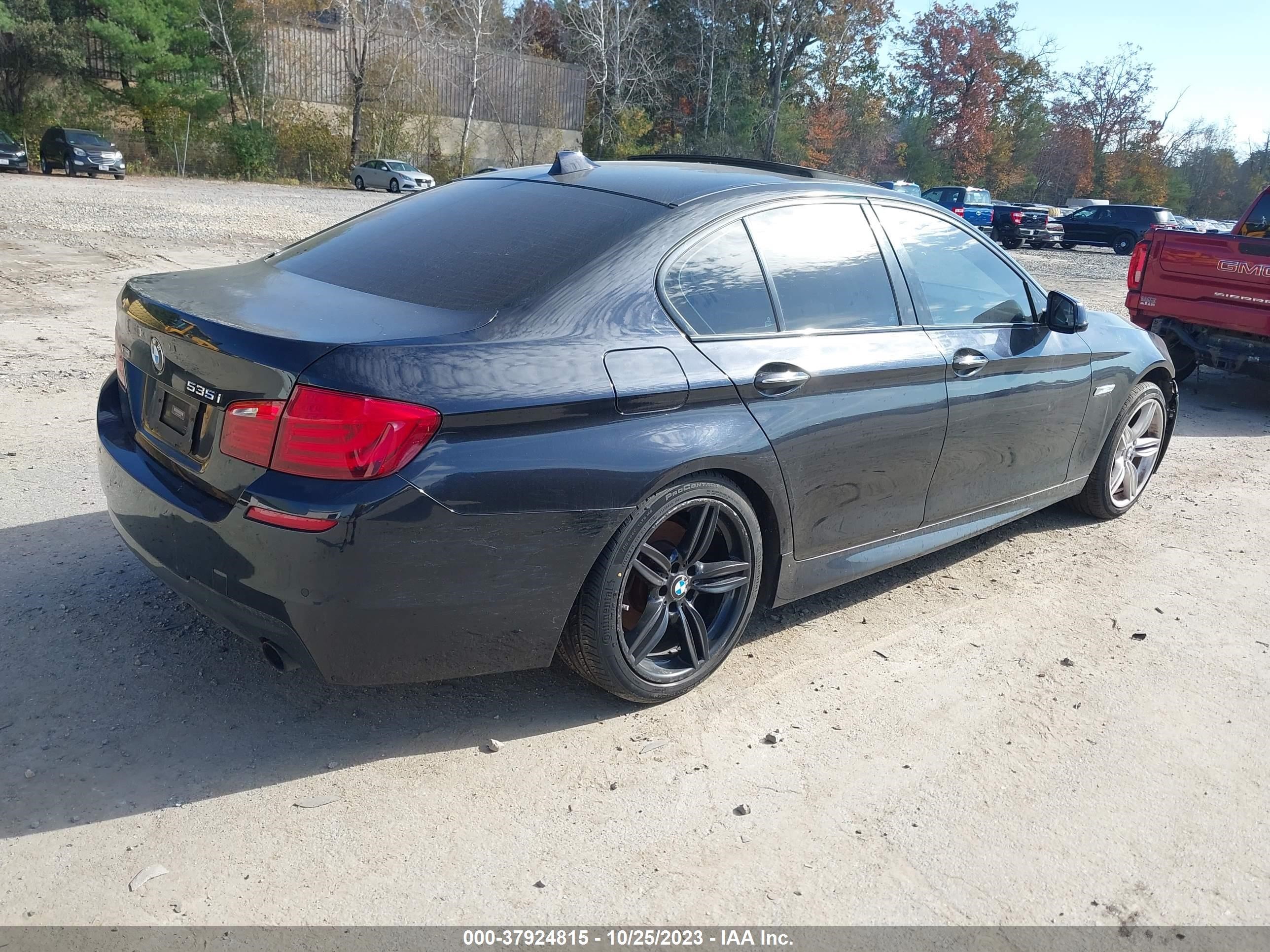 Photo 3 VIN: WBAFU7C58DDU74983 - BMW 5ER 