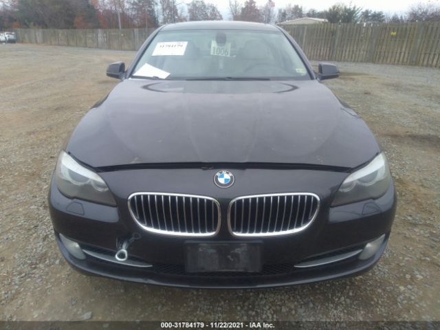 Photo 5 VIN: WBAFU7C59BC778696 - BMW 5 