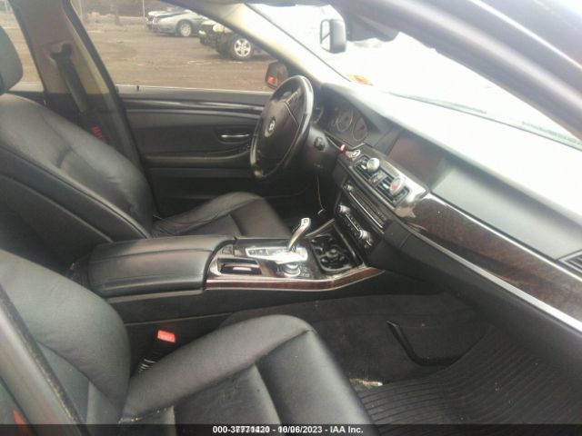 Photo 4 VIN: WBAFU7C59BC869936 - BMW 535I 