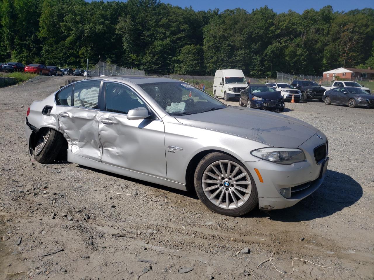 Photo 3 VIN: WBAFU7C5XBC873977 - BMW 5ER 