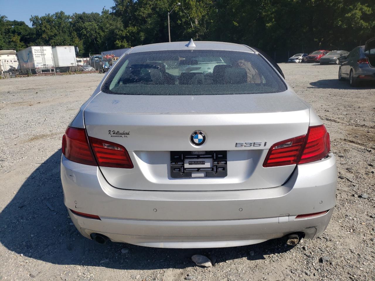 Photo 5 VIN: WBAFU7C5XBC873977 - BMW 5ER 