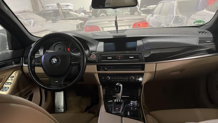 Photo 13 VIN: WBAFU91070C277256 - BMW 550I CITY CAR 