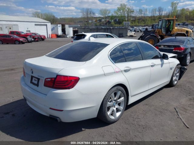 Photo 3 VIN: WBAFU9C50CC787042 - BMW 550I 