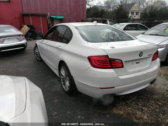 Photo 2 VIN: WBAFU9C52CC787852 - BMW 550I 