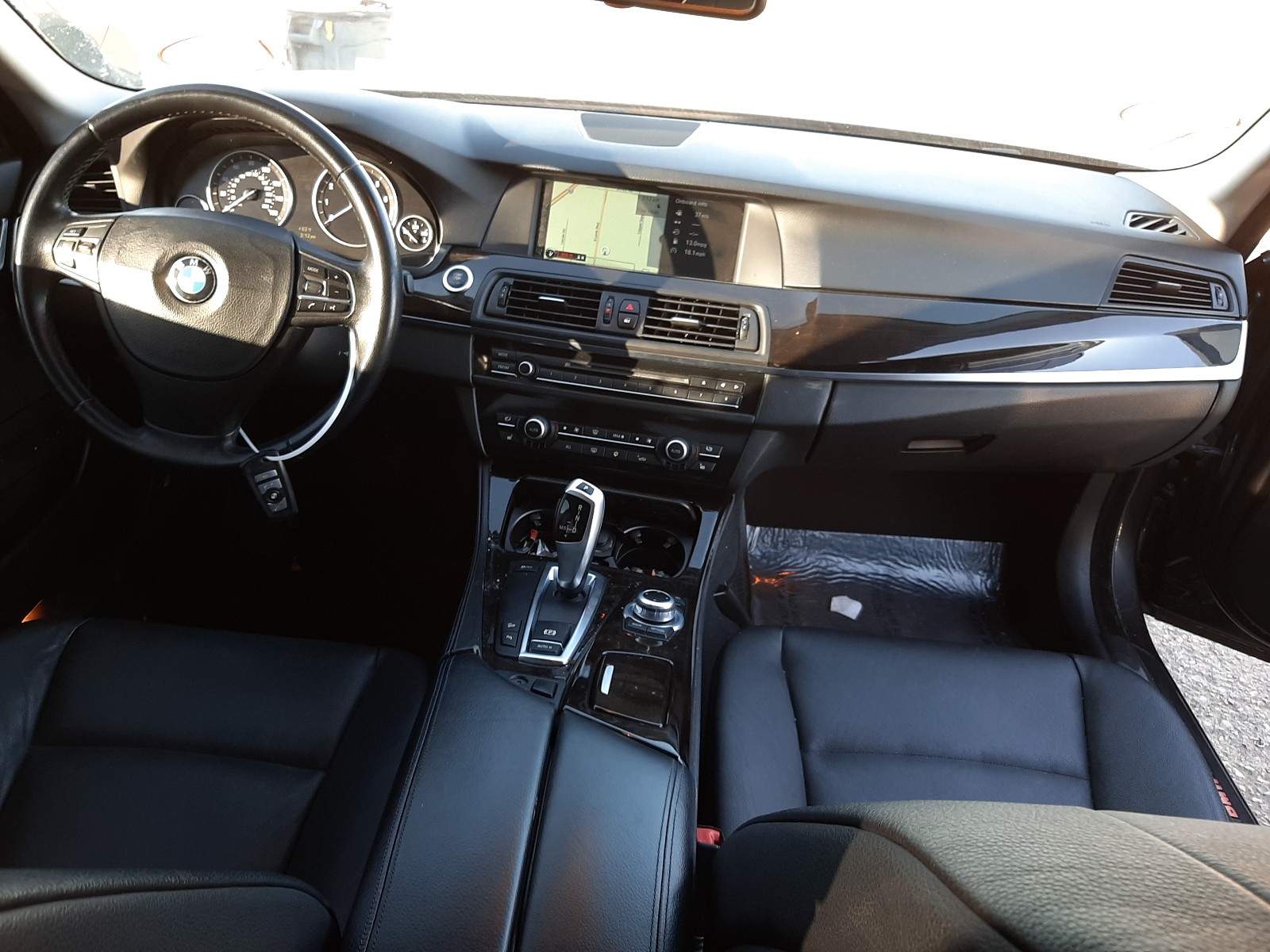 Photo 8 VIN: WBAFU9C53BC783730 - BMW 5 SERIES 