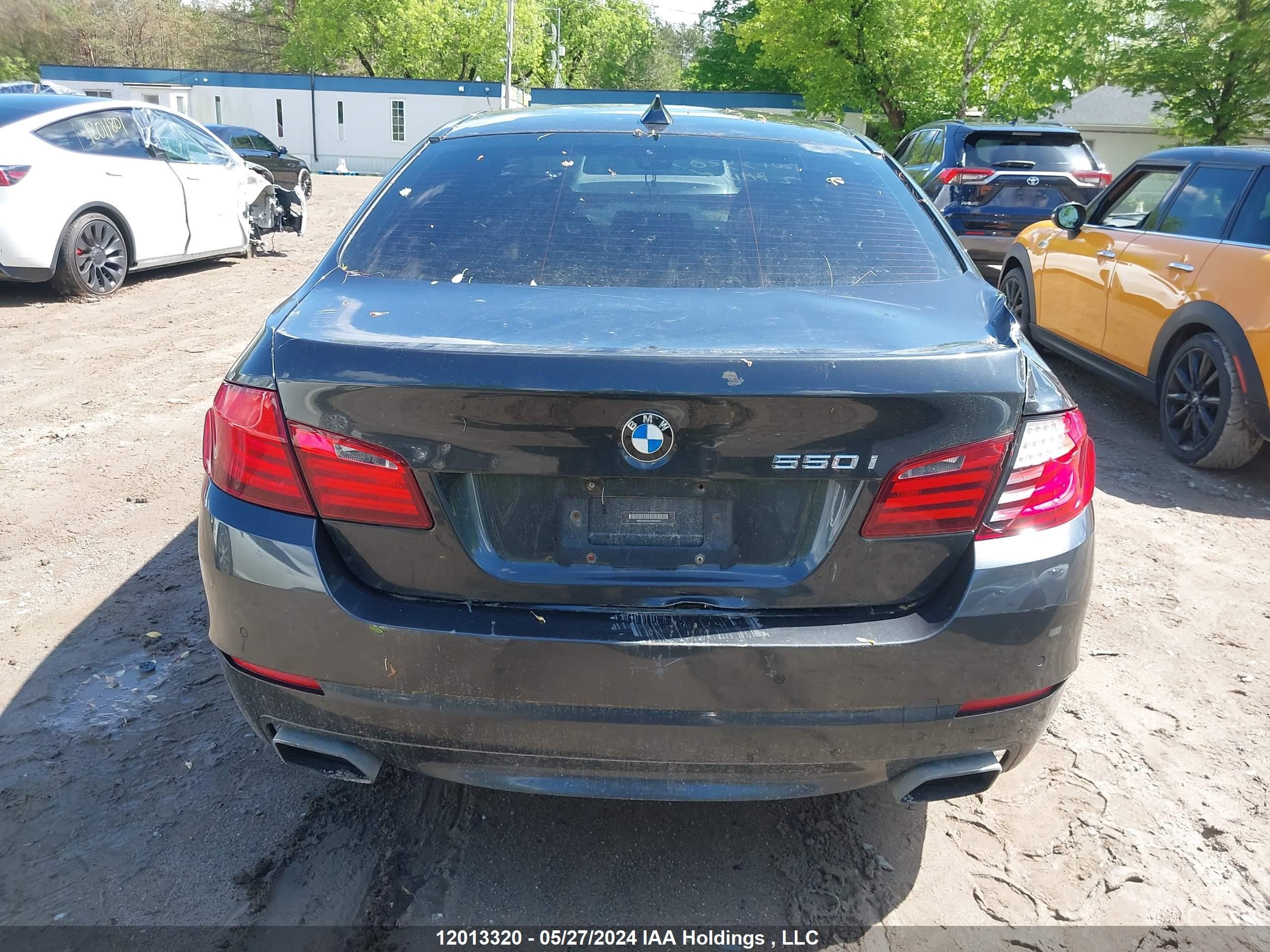 Photo 16 VIN: WBAFU9C55CDW93670 - BMW 5ER 