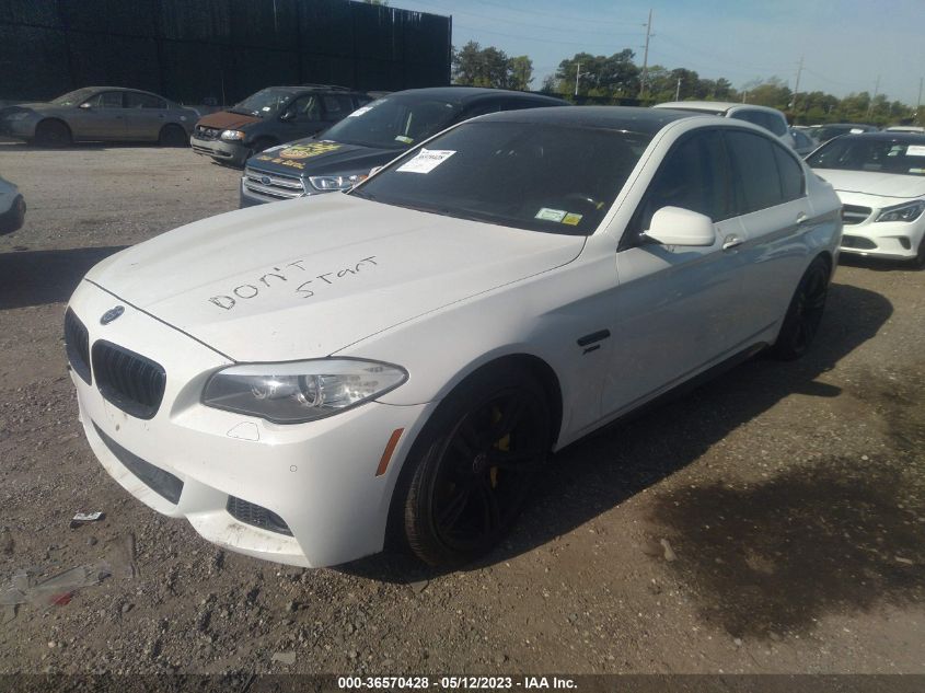 Photo 1 VIN: WBAFU9C55CDY70055 - BMW 5ER 