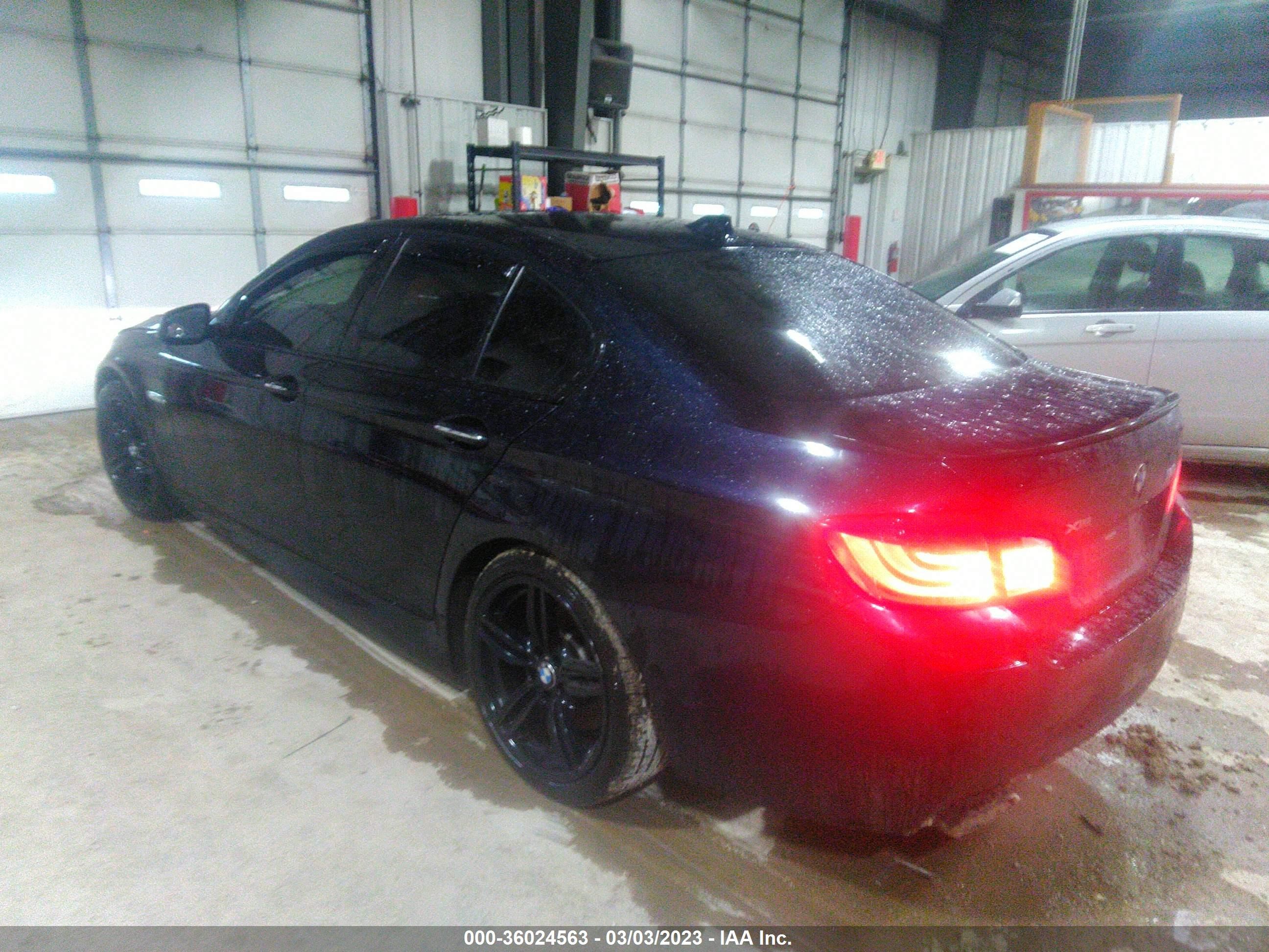 Photo 2 VIN: WBAFU9C55DDY70915 - BMW 5ER 