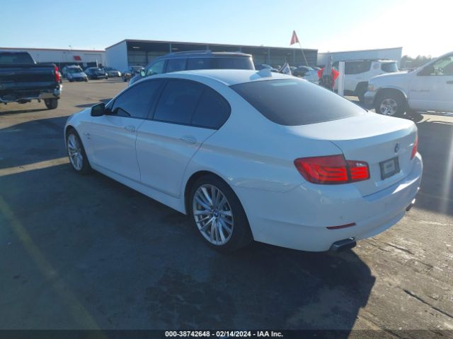 Photo 2 VIN: WBAFU9C56BC783947 - BMW 550I 