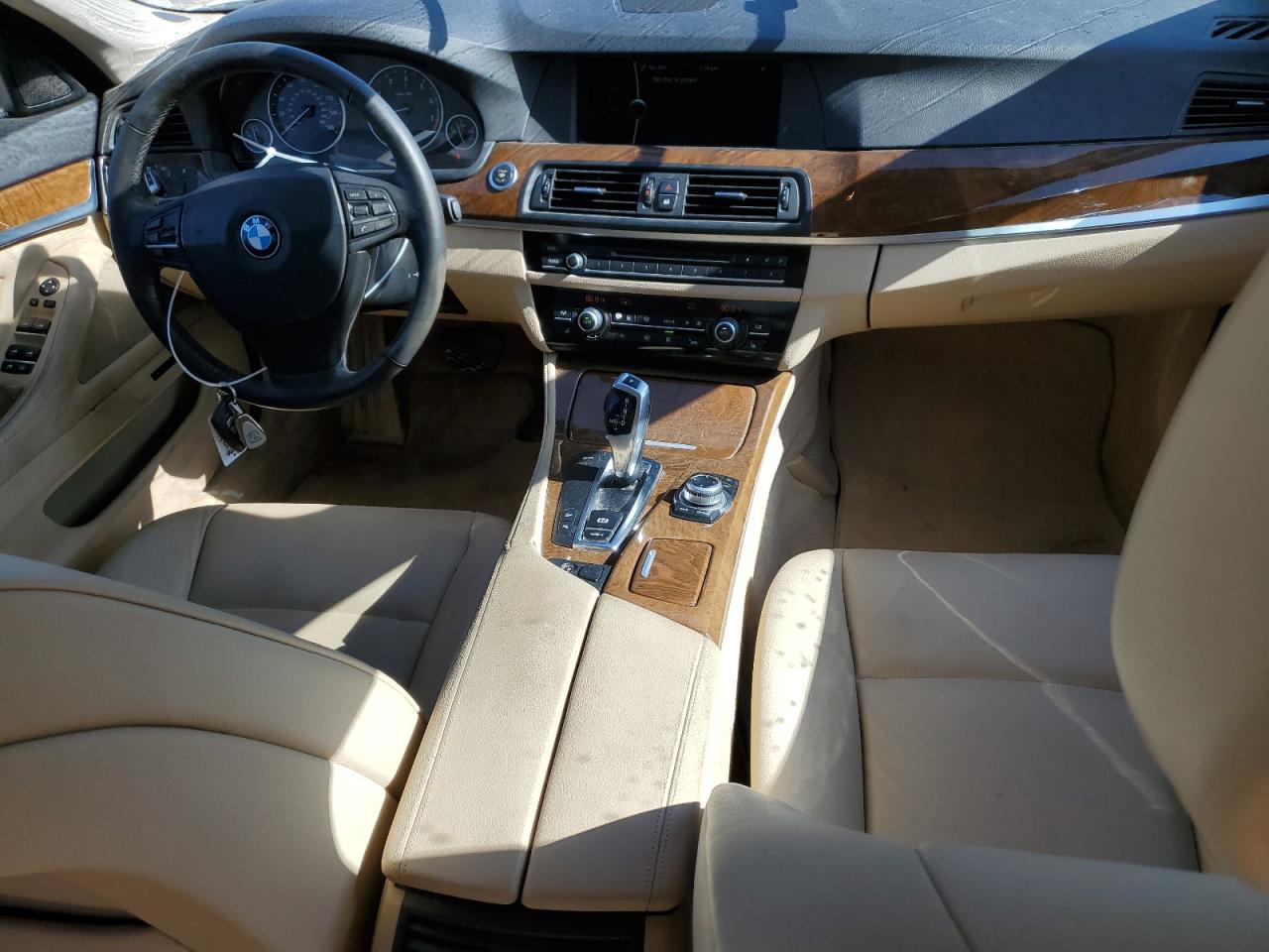 Photo 7 VIN: WBAFU9C5XBC784454 - BMW 5ER 