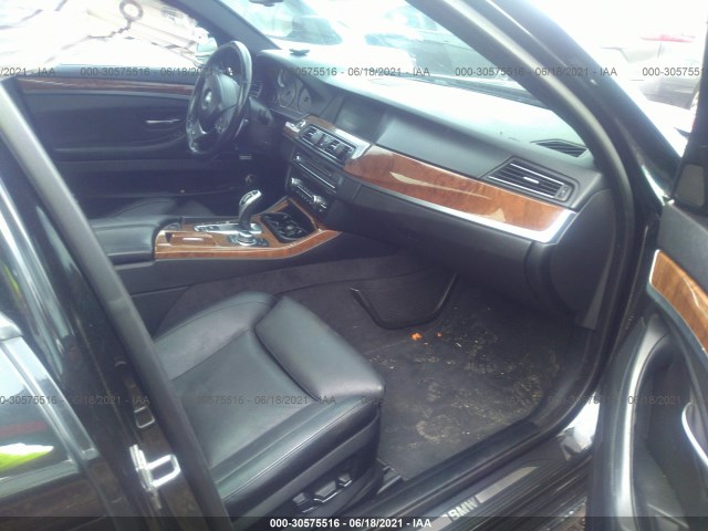 Photo 4 VIN: WBAFU9C5XBC785300 - BMW 5 