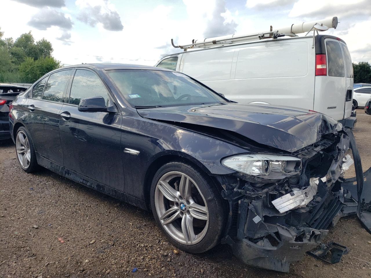 Photo 3 VIN: WBAFU9C5XBC785393 - BMW 5ER 