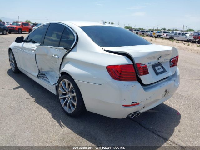 Photo 2 VIN: WBAFV3C55GD687352 - BMW 535D 