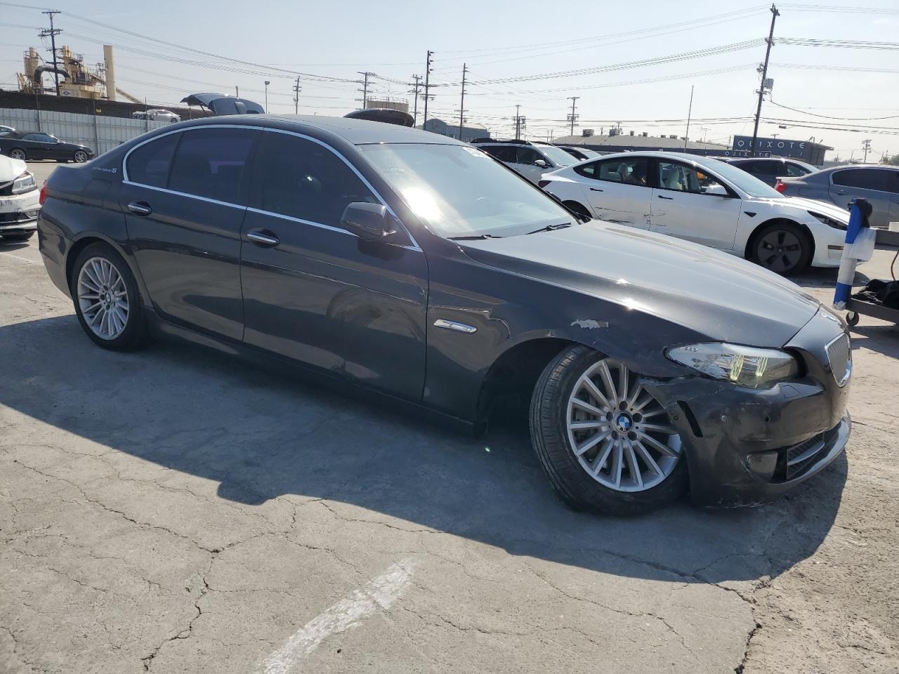 Photo 3 VIN: WBAFZ9C51DD090895 - BMW 5ER 