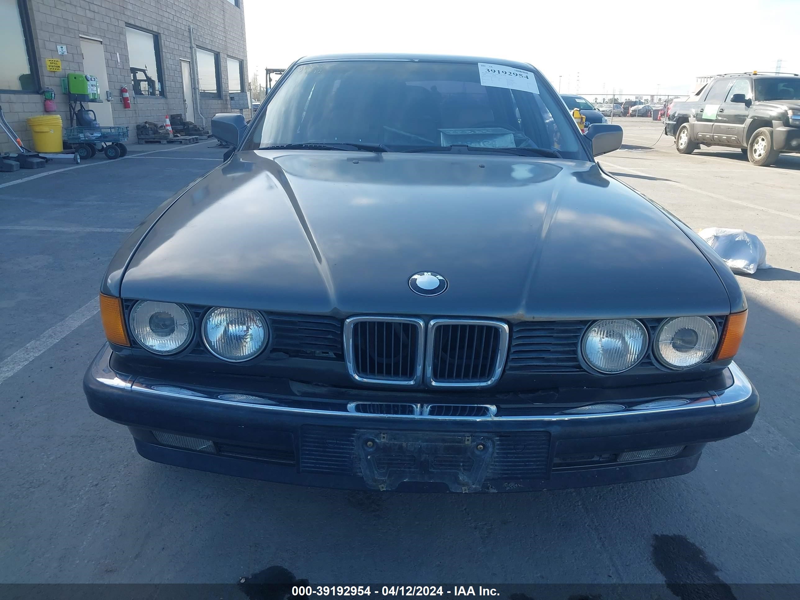 Photo 10 VIN: WBAGB4314J3203135 - BMW 7ER 