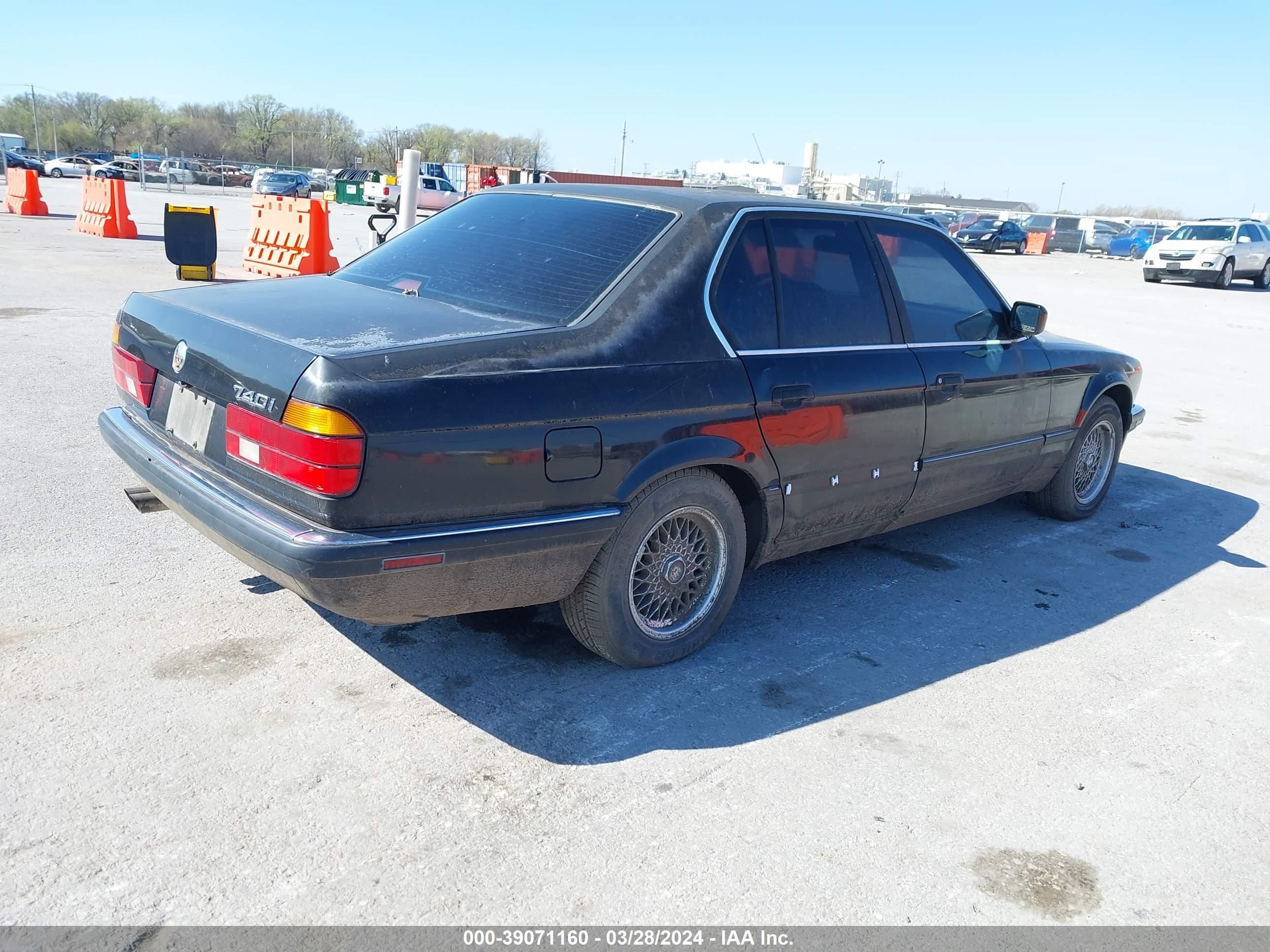 Photo 3 VIN: WBAGD4329PDE63393 - BMW 7ER 