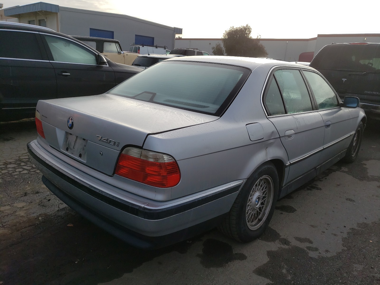 Photo 3 VIN: WBAGF8328WDL55392 - BMW 740 I AUTO 