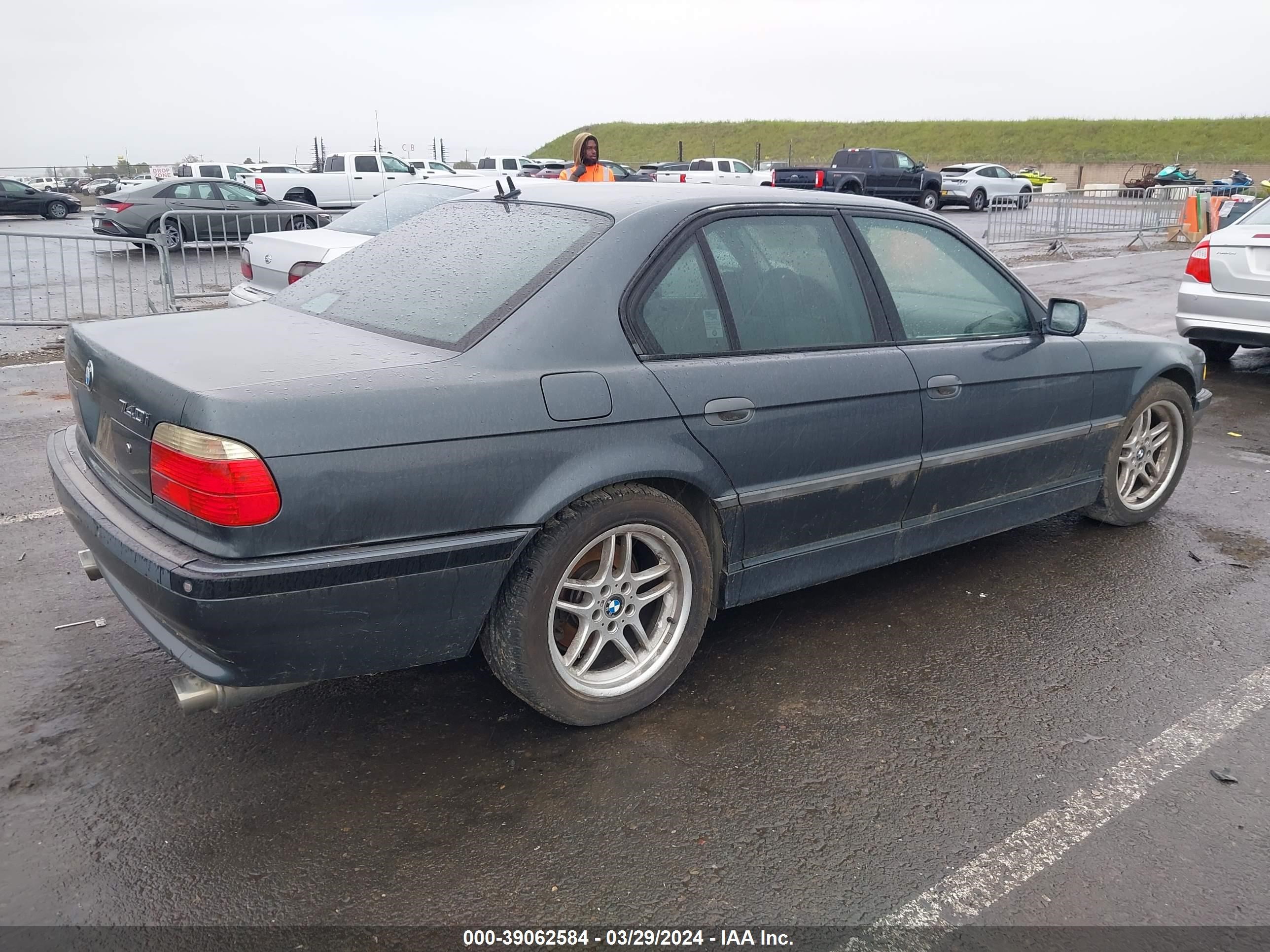 Photo 3 VIN: WBAGG834X1DN84793 - BMW 7ER 