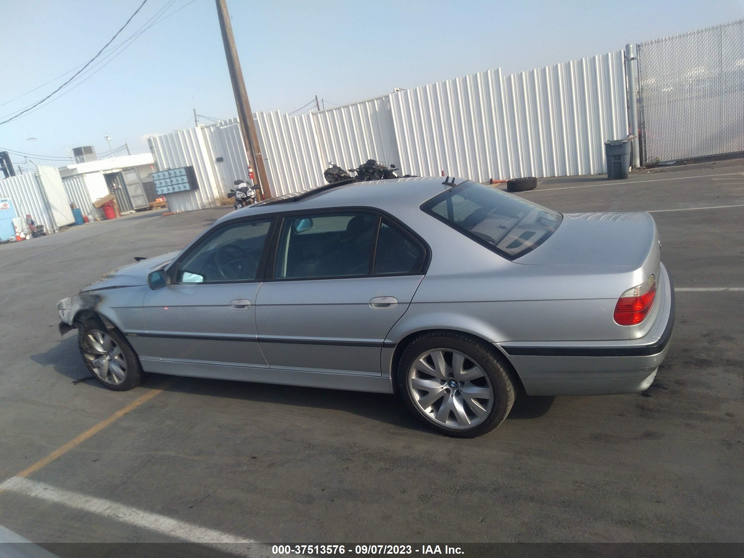 Photo 13 VIN: WBAGH83481DP23171 - BMW 7ER 