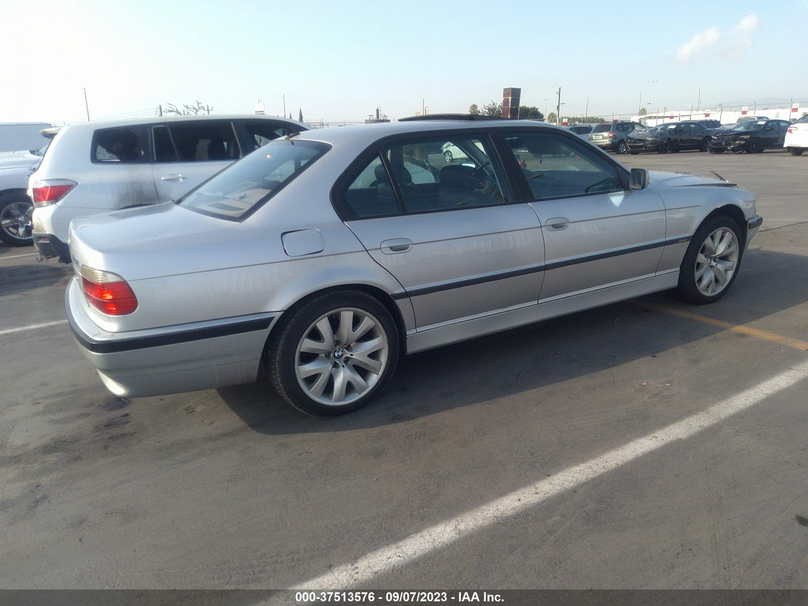 Photo 3 VIN: WBAGH83481DP23171 - BMW 7ER 