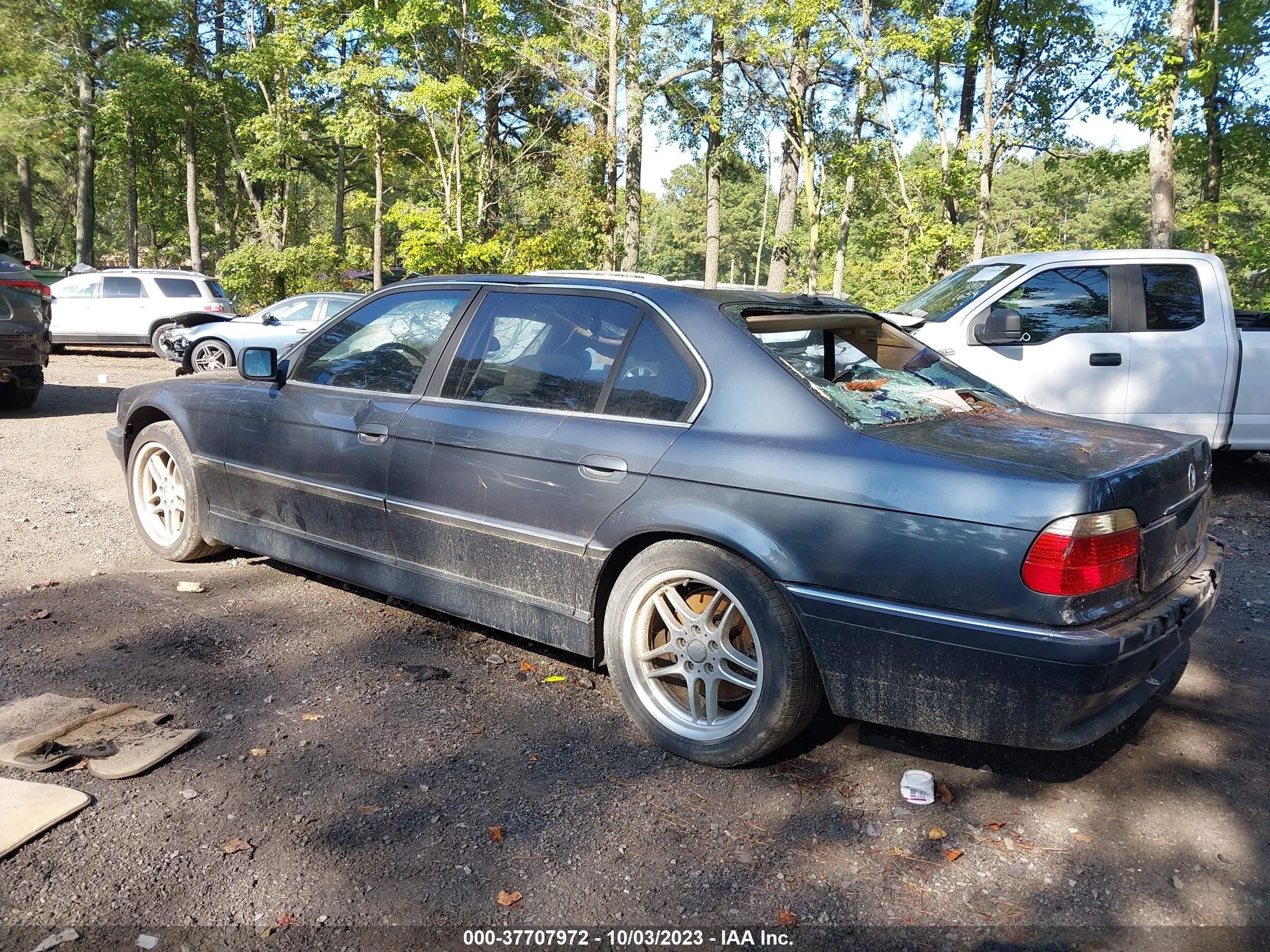 Photo 2 VIN: WBAGH8348YDP09426 - BMW 7ER 